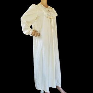 Vintage JC Penney Maxi Nightgown Women's L Pale Yellow Embroider Union Label